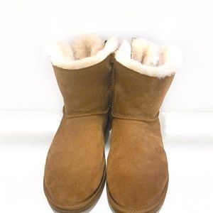 Ugg bow boots